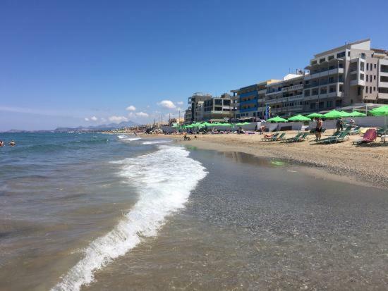 Coastal D Апартаменты *
